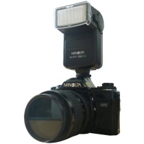 Cameras Minolta X-700 SLR Camera with Flash