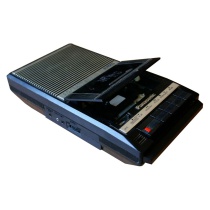 Hi-Fi Props Panasonic RQ-2104 Slimline AC/Battery Portable Cassette Player