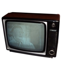 TV & Video Props Ferguson 3840 - Wood Effect Portable TV