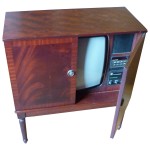 Picture of Dynatron Wooden Television with Doors