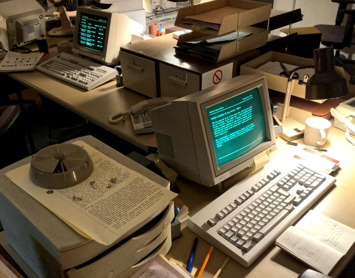 Mid 80s Computer Screens and Keyboards - Like Computer Terminals for Mainframes